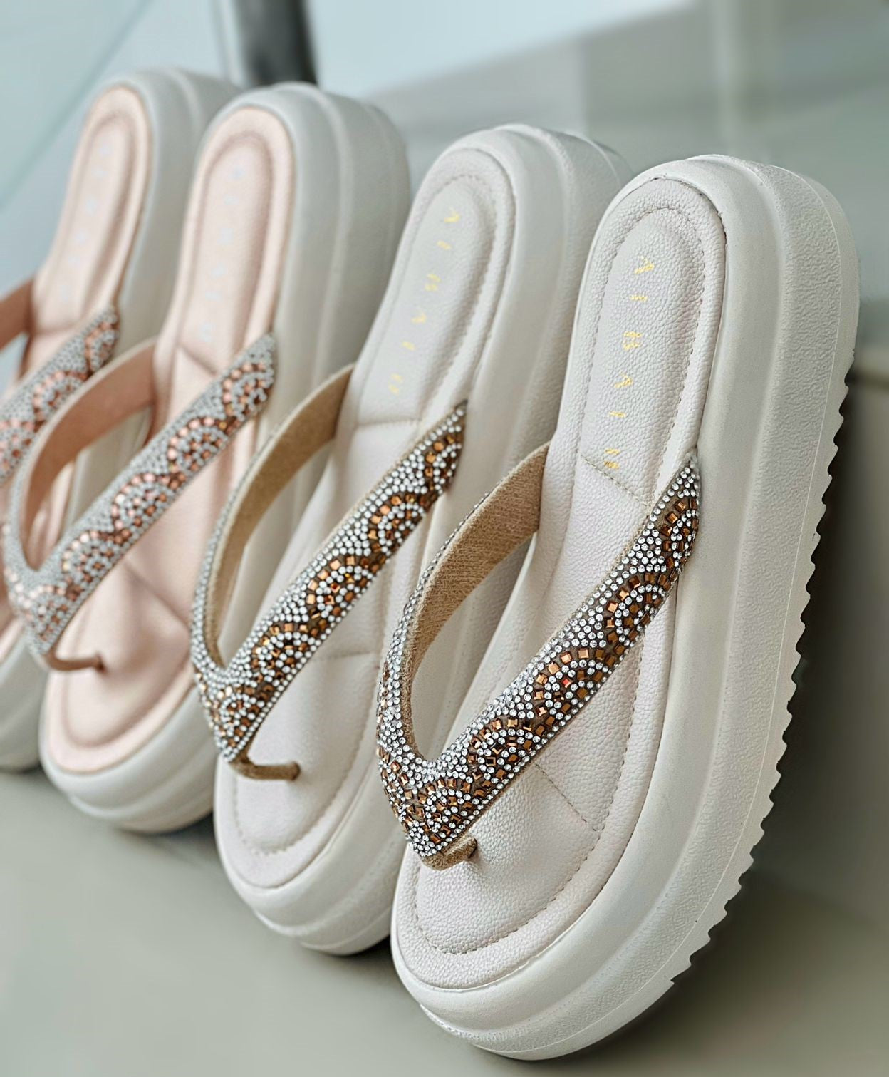 SANDALIA BRILLOS🧡