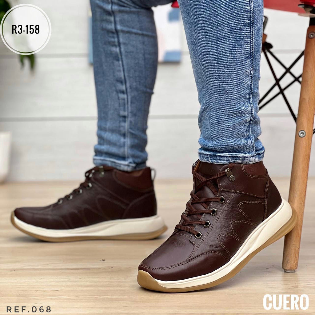 Botin elegante en cuero para hombre estilo casual y deportivo con suela liviana y confort con acabdos en costura,suela eva