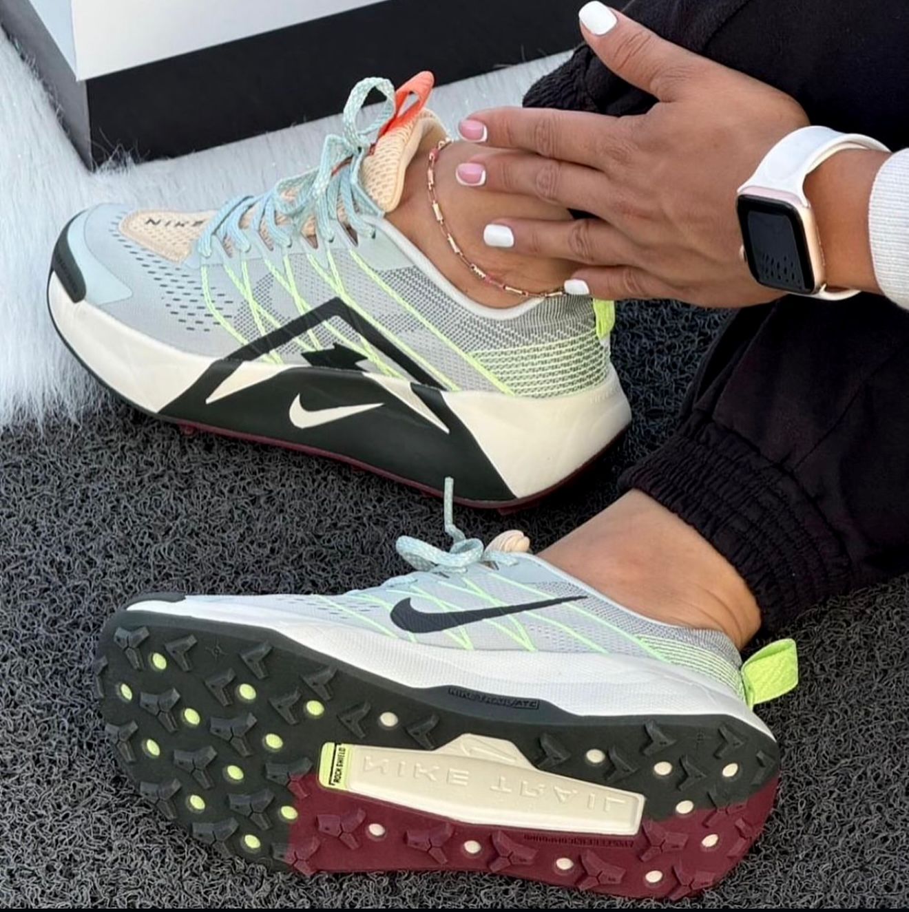 Zapatillas deportivas de verano de alta gama para hombre con suela suave, absorcion de impacto, malla transpirable, zapatillas de running elegantes y versatiles