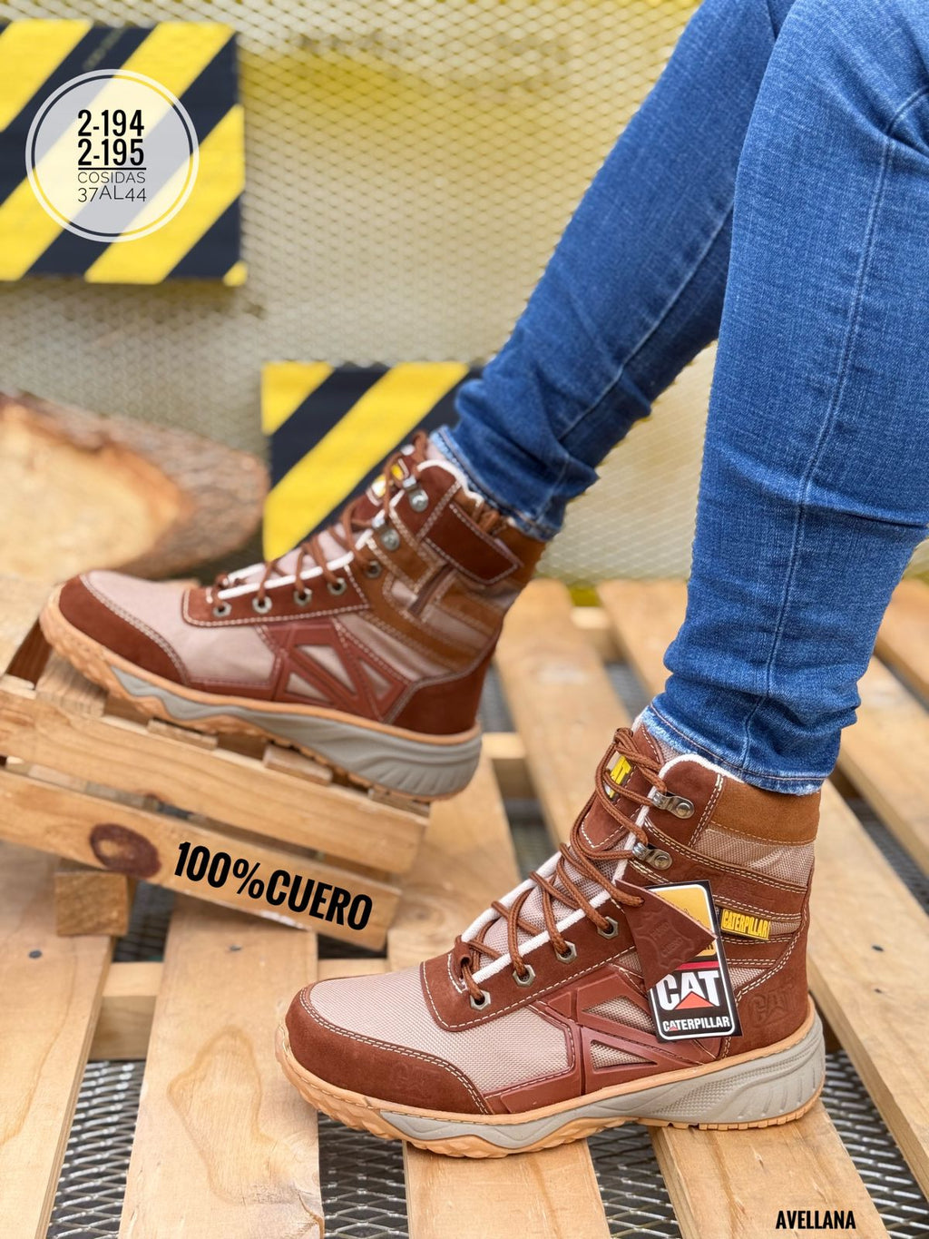 Botas ideales para el trabajo o sendero, hechos en cuero y vienes cosidos, tela traspirable con apliqueen caucho,suela en caucho adsorcion de impactos cierres ajustables, altura de caña 16 CM
